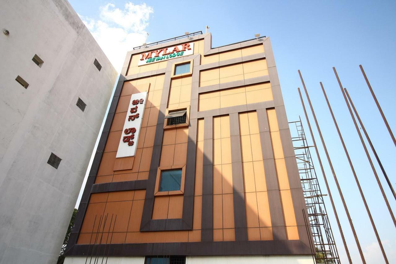 Oyo Flagship 30734 Jeevan Lodge Шимога Екстериор снимка